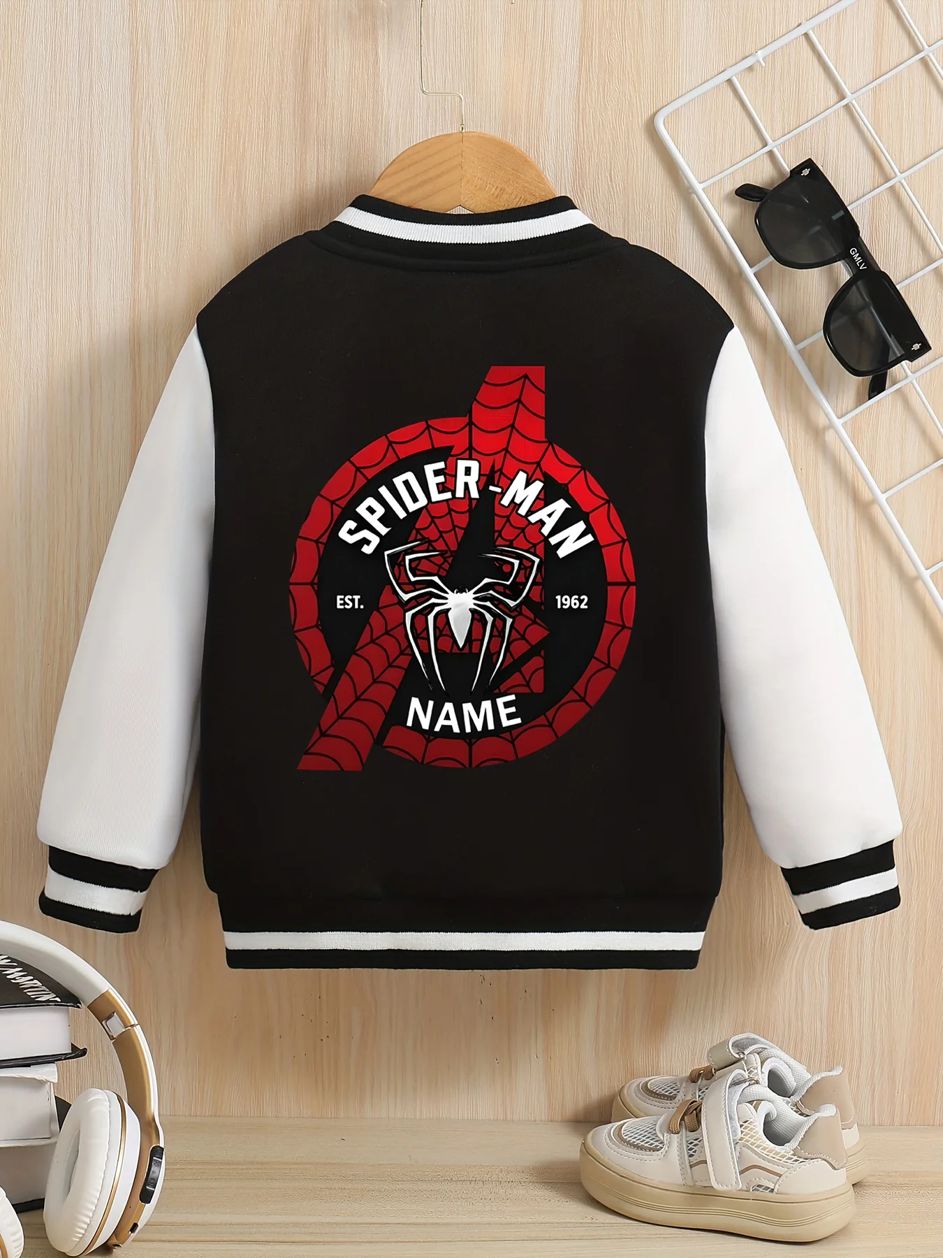 MINISO 마블 남아용 야구 재킷 - 스파이더맨 레트로 배지 프린트, 클래식 요소의 양면 융합, 학교에 적합