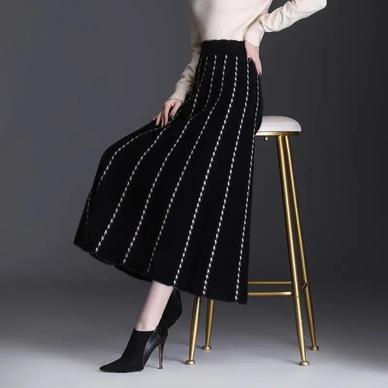 

Thick Skirts Autumn Winter New High Waist Knitting A-line Skirt Ladies Office Lady Striped Elastic Waist Pleated Skirt Women's