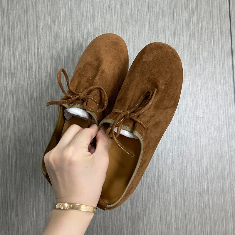 

Новые женские замшевые туфли, модные лоферы на шнуровке с круглым носком, женские лоферы на плоской подошве, женские повседневные кроссовки, уличная мода на плоской подошве