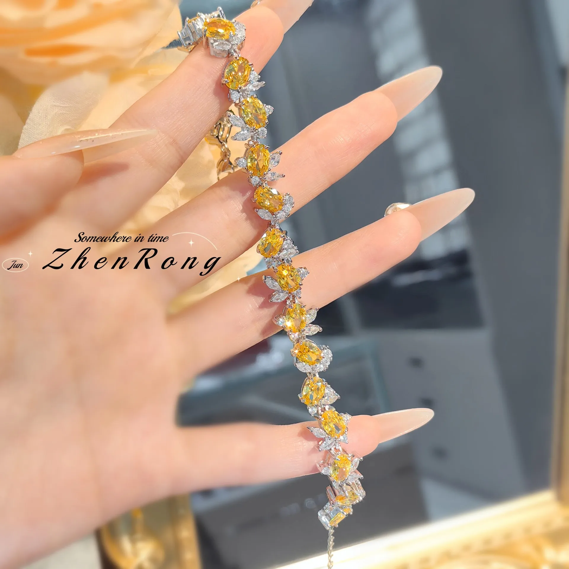 Exquisite Beautiful Pink/Yellow Flower Connected Cubic Zircon Crystal Tennis Bracelets Silver Color Wedding Jewelry For Women