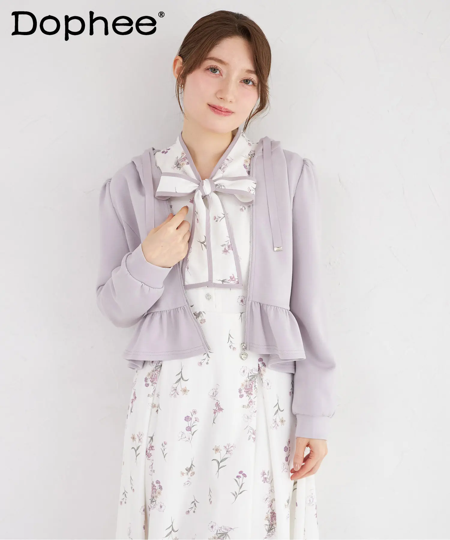 

Японская милая женская куртка с капюшоном на молнии и рюшами, весна 2026, новая повседневная универсальная модель для города