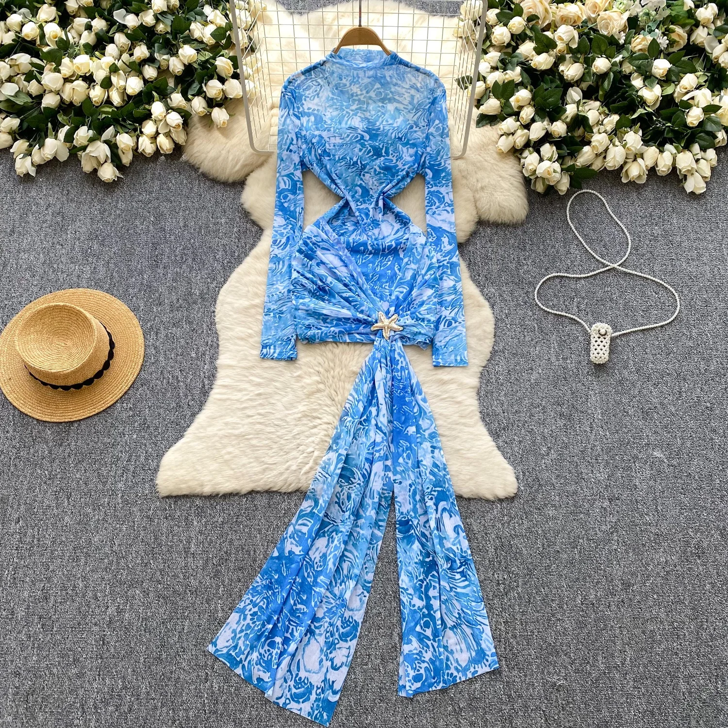 Clothland feminino sexy impressão bainha vestido de manga longa elástico fino estilo europeu feminino chique mini vestidos qe206