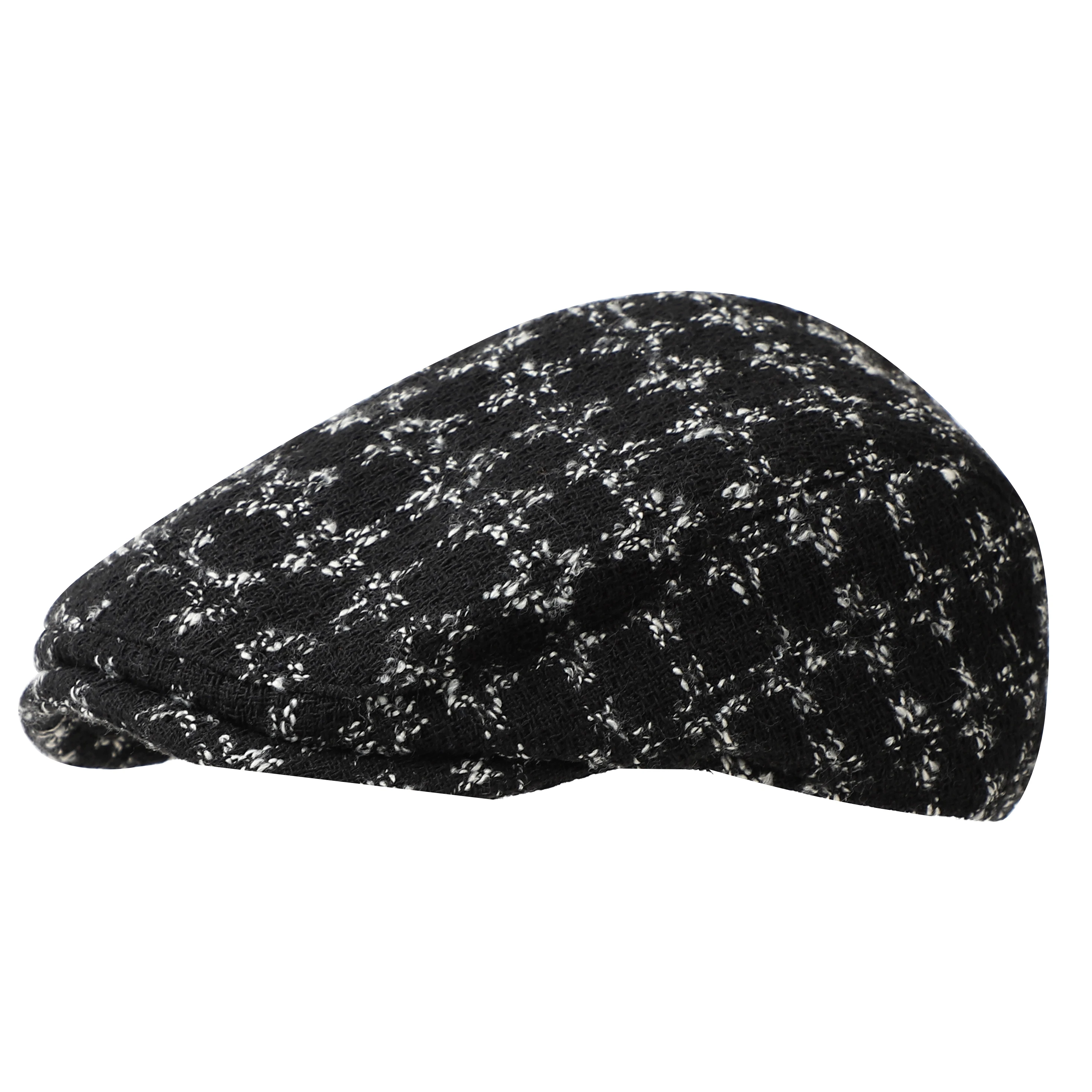 Small fragrance tweed check pattern forward hat for women, suitable for autumn and winter formal occasions and shopping outings.