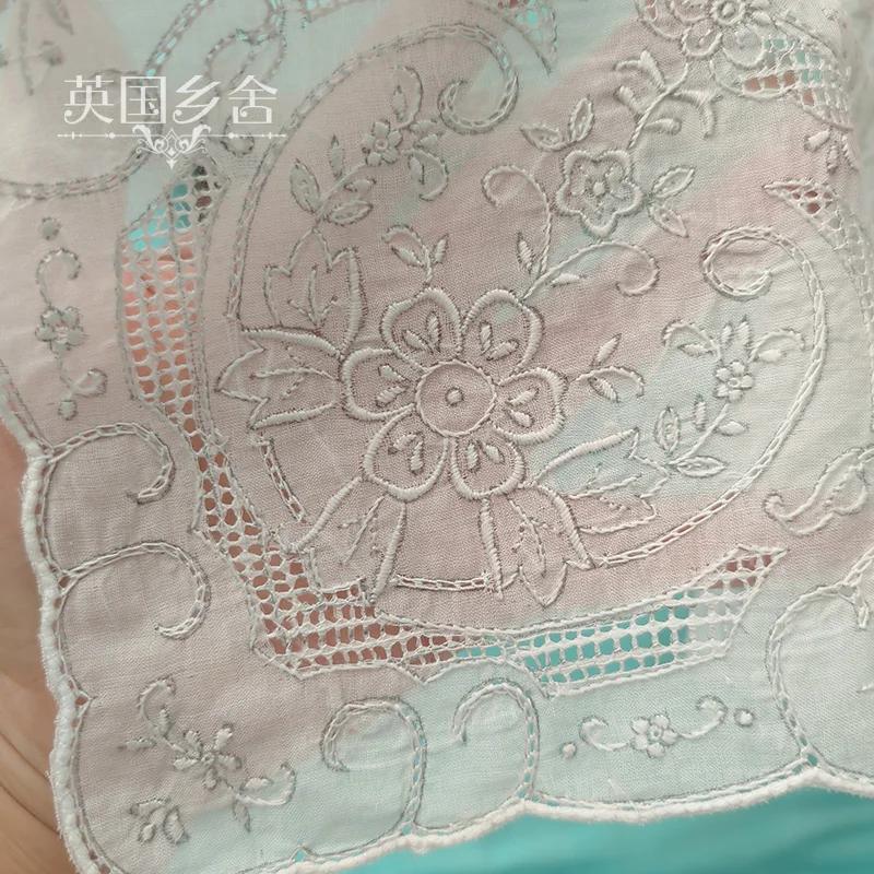 Fazzoletto in puro cotone fatto a mano con sciarpa ricamata cava, fazzoletti regalo artigianali