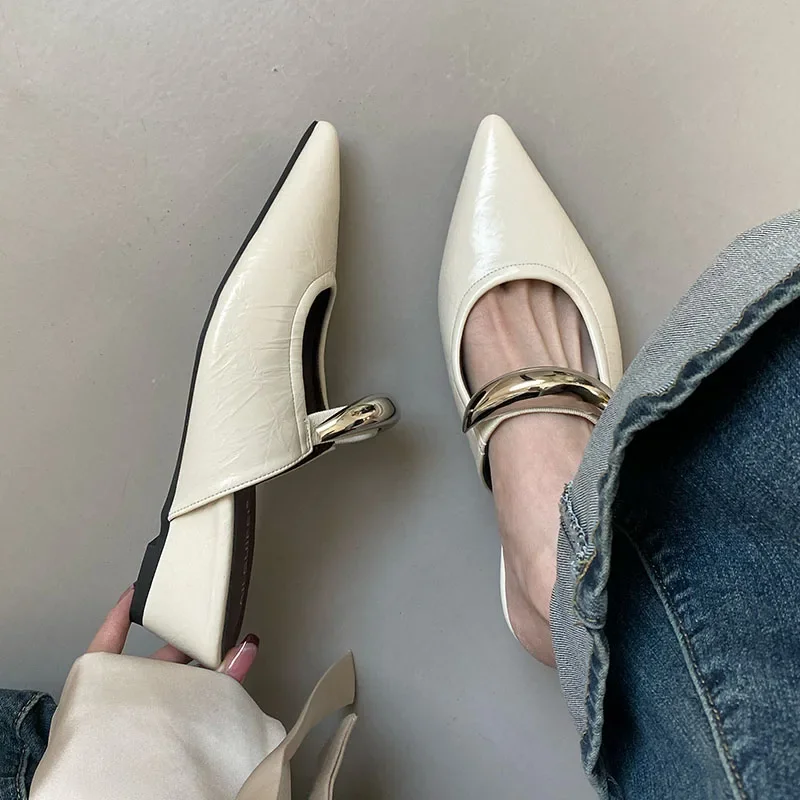 2025 femmes mode métal dames babouches chaussures femme diapositives bout pointu talon bas Mules chaussures babouches chaussures