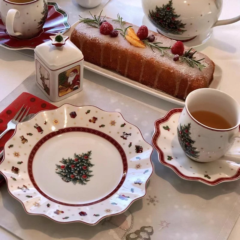 Red christmas ceramic tableware,Red & White Christmas Patterns Ceramic Plates ,Hand-Stamped Holiday Design