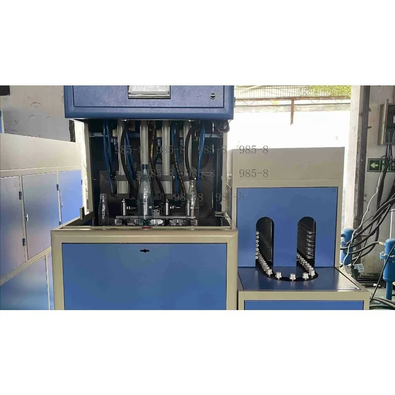 Small Semi-Automatic Blow Molding Machine, 4-Cavity Design with Auto Demoulding, Suitable for Producing Mineral Water Bottles