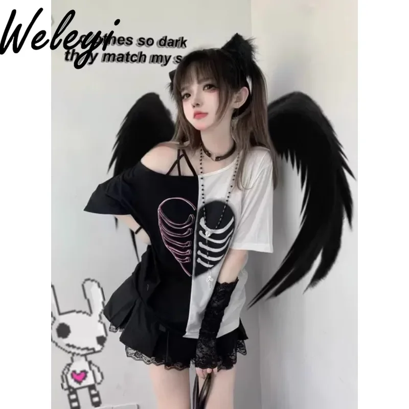 Y2K Hot Girl Black and White Splicing Love Tshirt Graphic Woman Sexy Subculture Punk Loose Off-the-shoulder Short Sleeve T-shirt