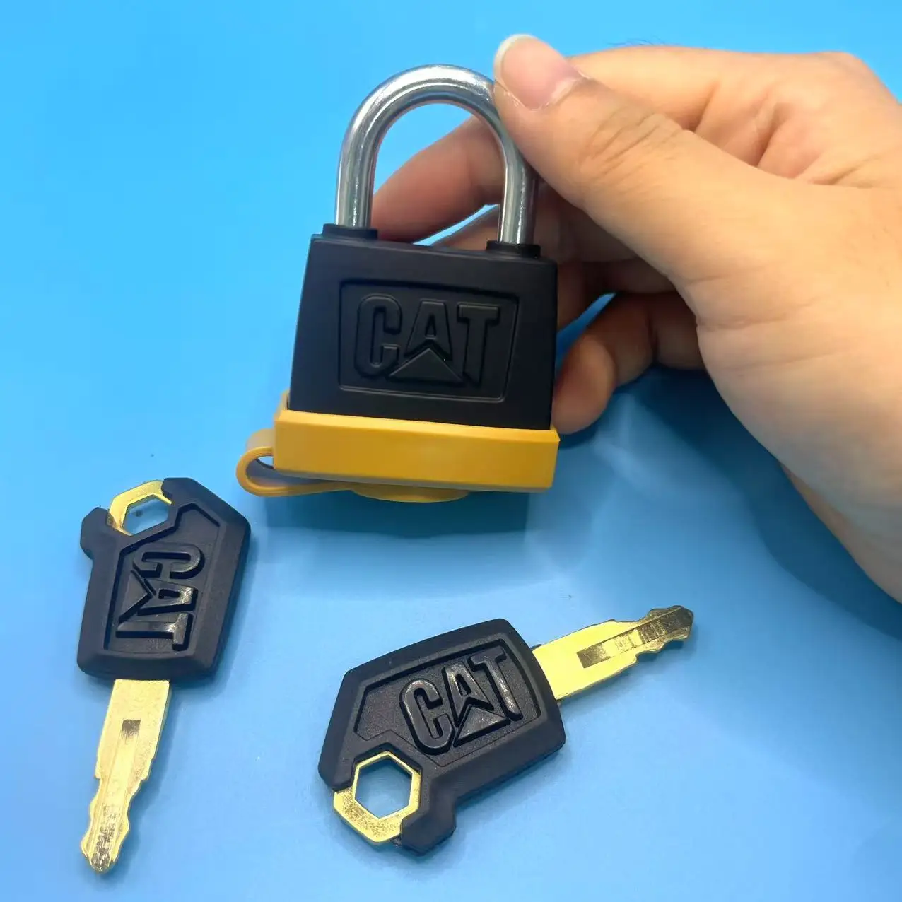 

For Cat erpillar E320D 312 315 329D 330C 325C 345D 349GC Diesel Tank Cover Padlock Fuel Tank Cover Anti-theft Lock