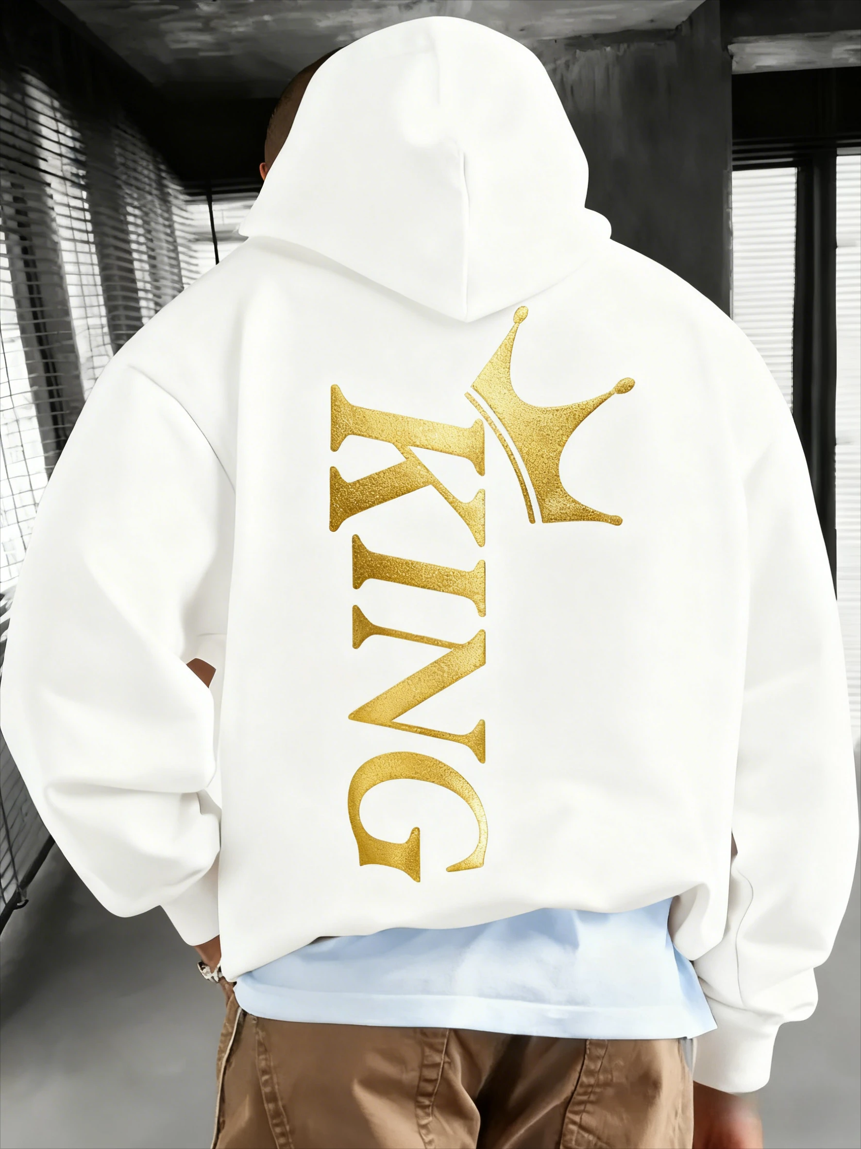 

Новинка осени/зимы 2025 года с белым принтом KING и дизайном короны — повседневный пуловер, спортивная толстовка с капюшоном на шнурке