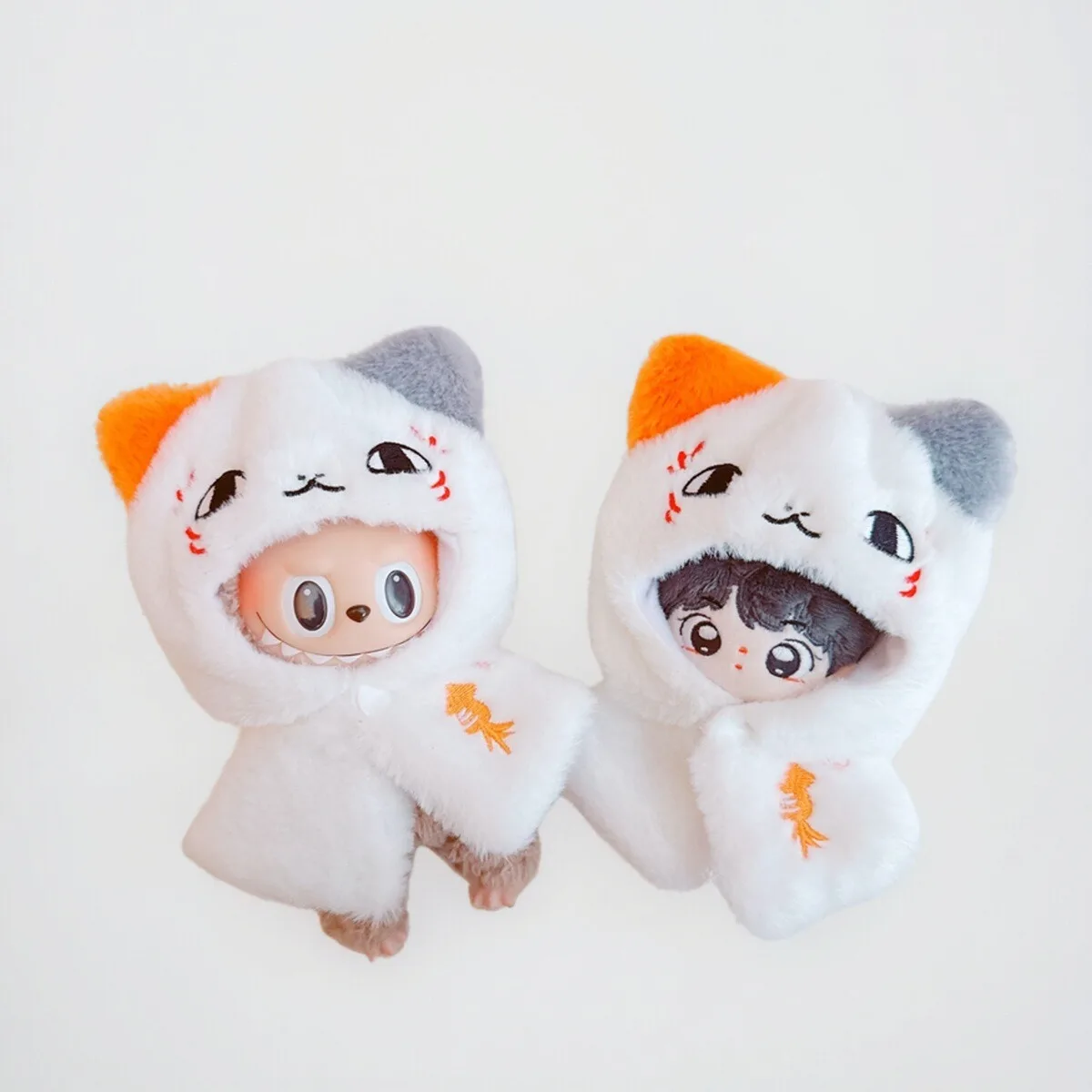 

Cute 10cm Doll Clothes Cat Cloak Accessories for Labubu Dolls DIY Plush Idol Cotton Doll Kawaii Gift for Girls Kids