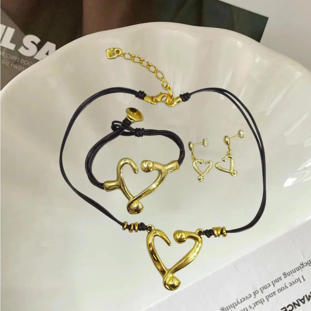 2026 Spain Charm Premium Gold Silver Heart Shaped Leather Rope Set Jewelry Three Piece Set Romantic Gift
