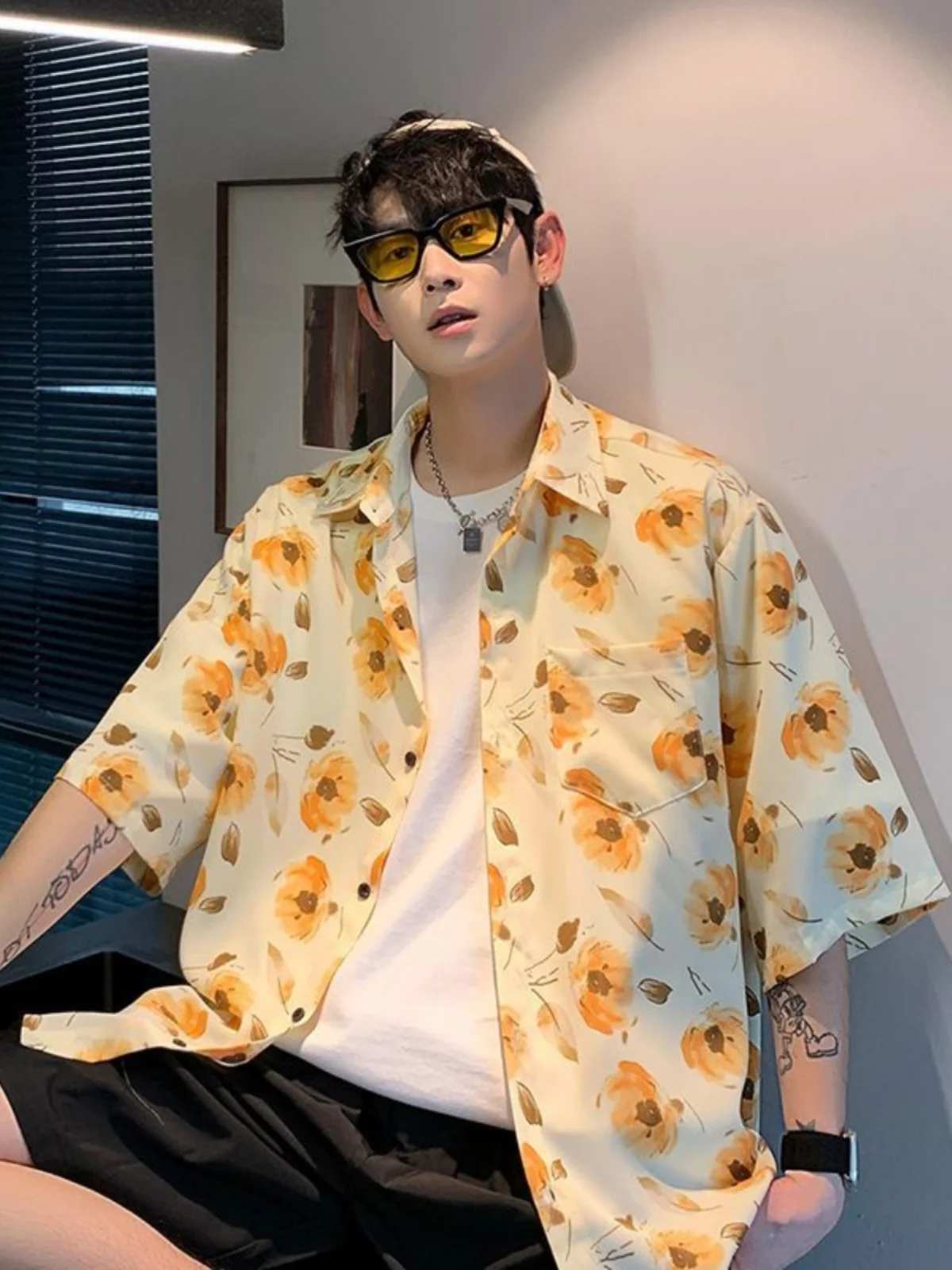 

Очень большой 300-пакет Design Sensation Floral irt ort Sve Men Summer Loose Hawaiian Beach irt Jaet Дышащая моя...