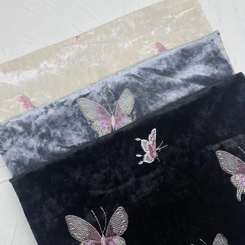 ผ้ากำมะหยี่ปักลายผีเสื้อหลากสีสัน ผ้ากำมะหยี่สีทองสไตล์จีนใหม่ระดับไฮเอนด์ สำหรับตัดเย็บเสื้อผ้า DIY
