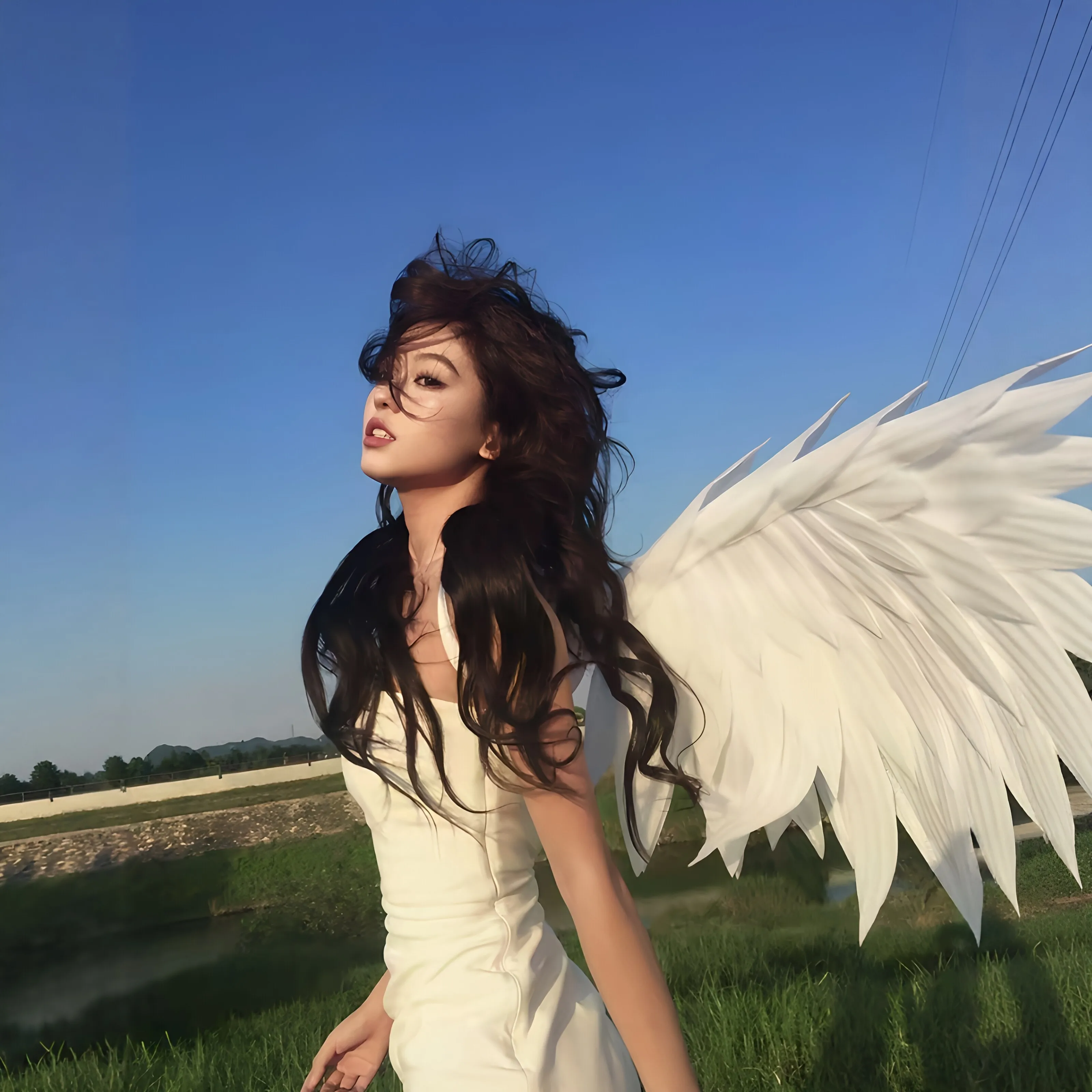 Moving Angel Wings White Feather Backpack Cosplay Outdoor Atmosphere Decor