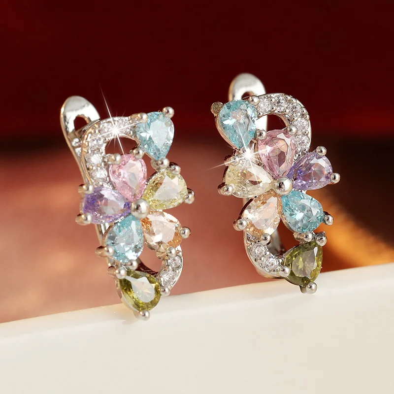Traumhafte, farbenfrohe Zirkon-Ohrringe in Blumenform für Damen, funkelnde Ohrringe für Bankette und Hochzeiten, elegantes Schmuckzubehör.