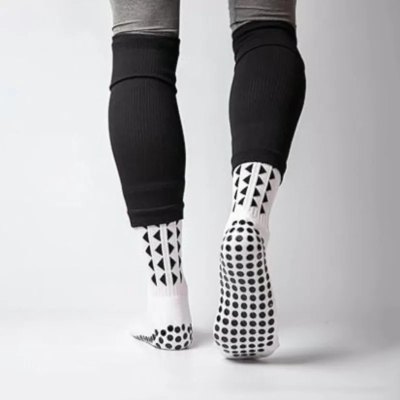 1-10Pairs قبضة جوارب رياضية للرجال النساء المضادة للانزلاق كرة القدم الجري الدراجات الرياضية الكاحل وسادة سيليكون أسفل أنبوب طويل جورب