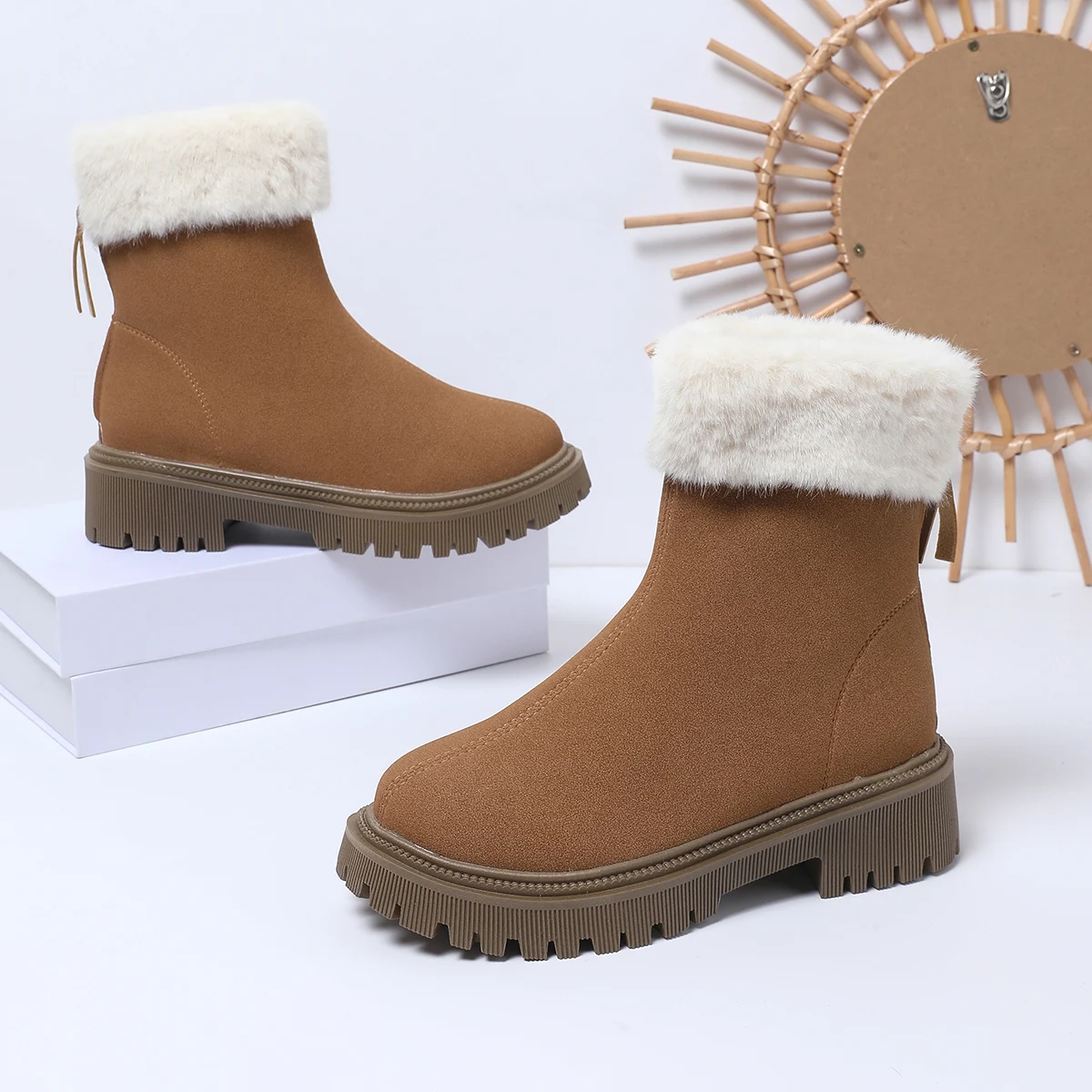 

Winter Women Snow Boots Furry Suede Platform Shoes Non-slip Warm Plush Ankle Boots Female Outdoor Fluffy Casual Zipper Shoes 42
