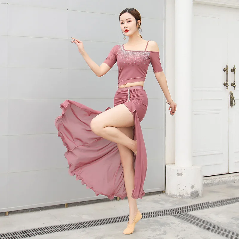 

Spring and Summer Belly Dance Costumes Dance Costumes Set Women's Mesh Fabric Off-the-shoulder Ironing Performance Costumes