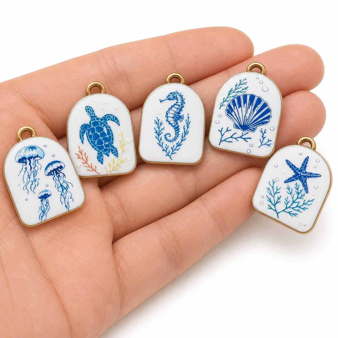2 Stück Gold Edelstahl Emaille Meeresstern Muschel Anhänger Blaue Meerestier Charms Bastelzubehör für Frauen DIY Schmuckherstellung – Detail 2