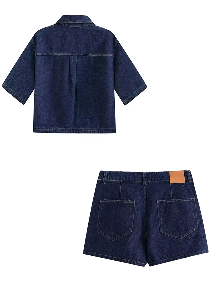 المرأة الشابة المألوف قصيرة الأكمام الخامس الرقبة الخصر يتعرض الأزرق الدنيم قميص غير المتكافئة البسيطة الدنيم تنورة Y2k الدنيم دعوى