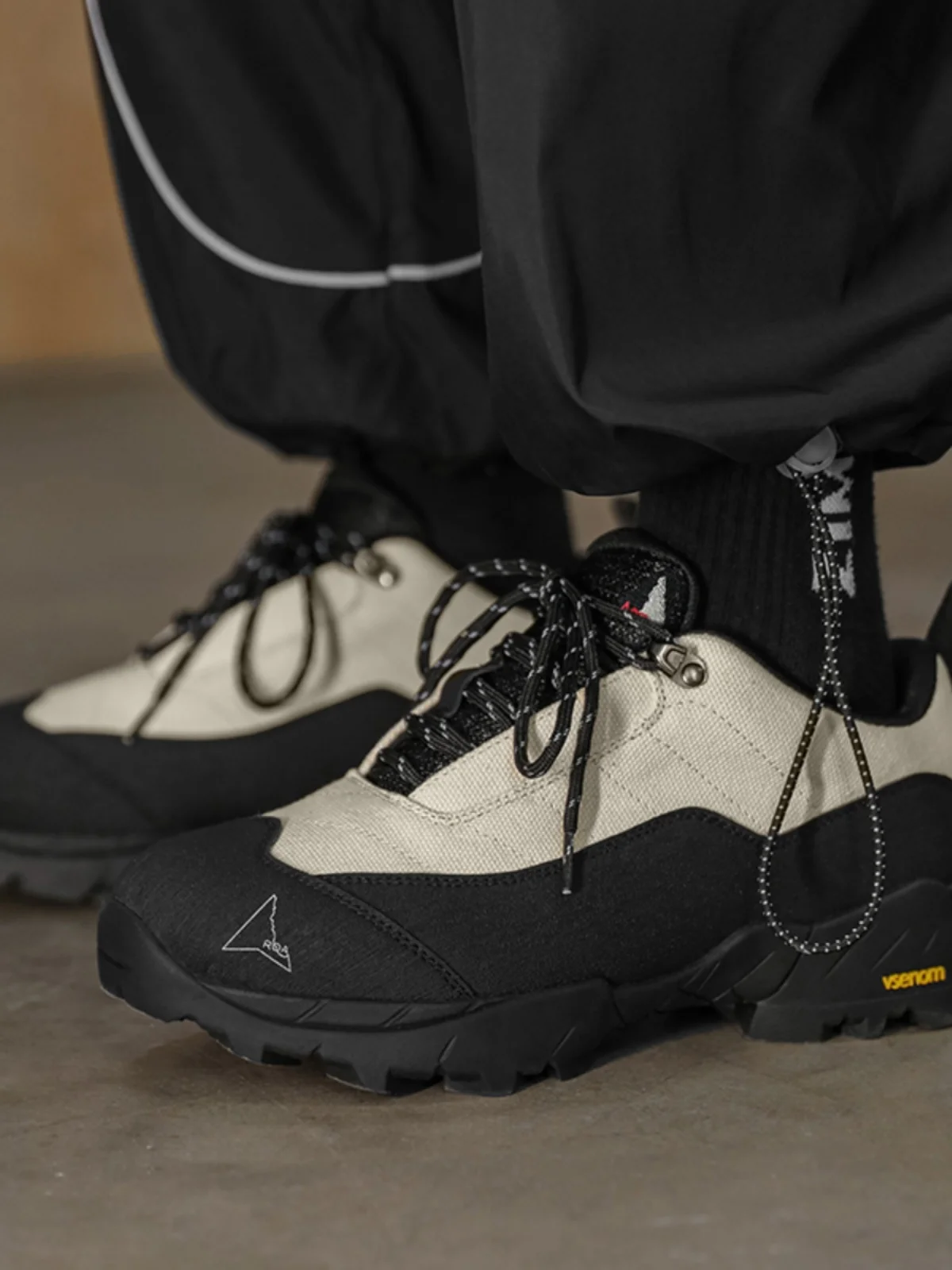 

Casual Sports Climbing oes Thi Bot Heightening Men's Outdoor Hiking oes Winter Leisure Faion Brand l Pine