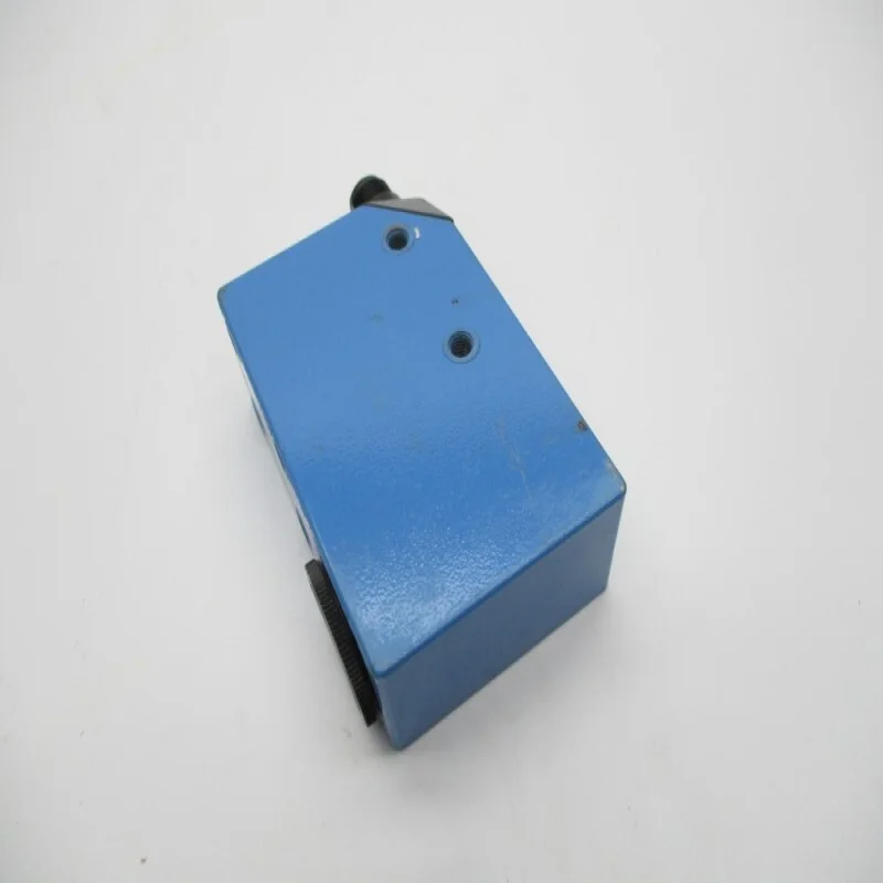 

Новый Оригинальный LUT3-650 1015398 12-30VDC UNMP в наличии