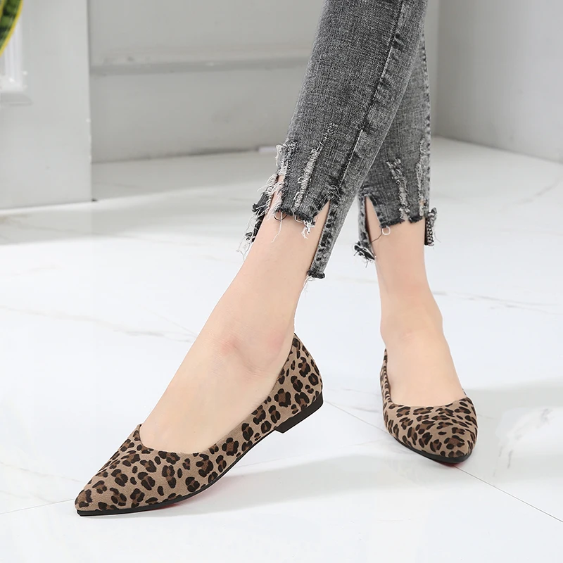 Flat Shoes for Women Sexy Leopard Pointed Toe Large Size Small Size Slip on Moccasins Ballet Shoes Basic Female Working Shoes