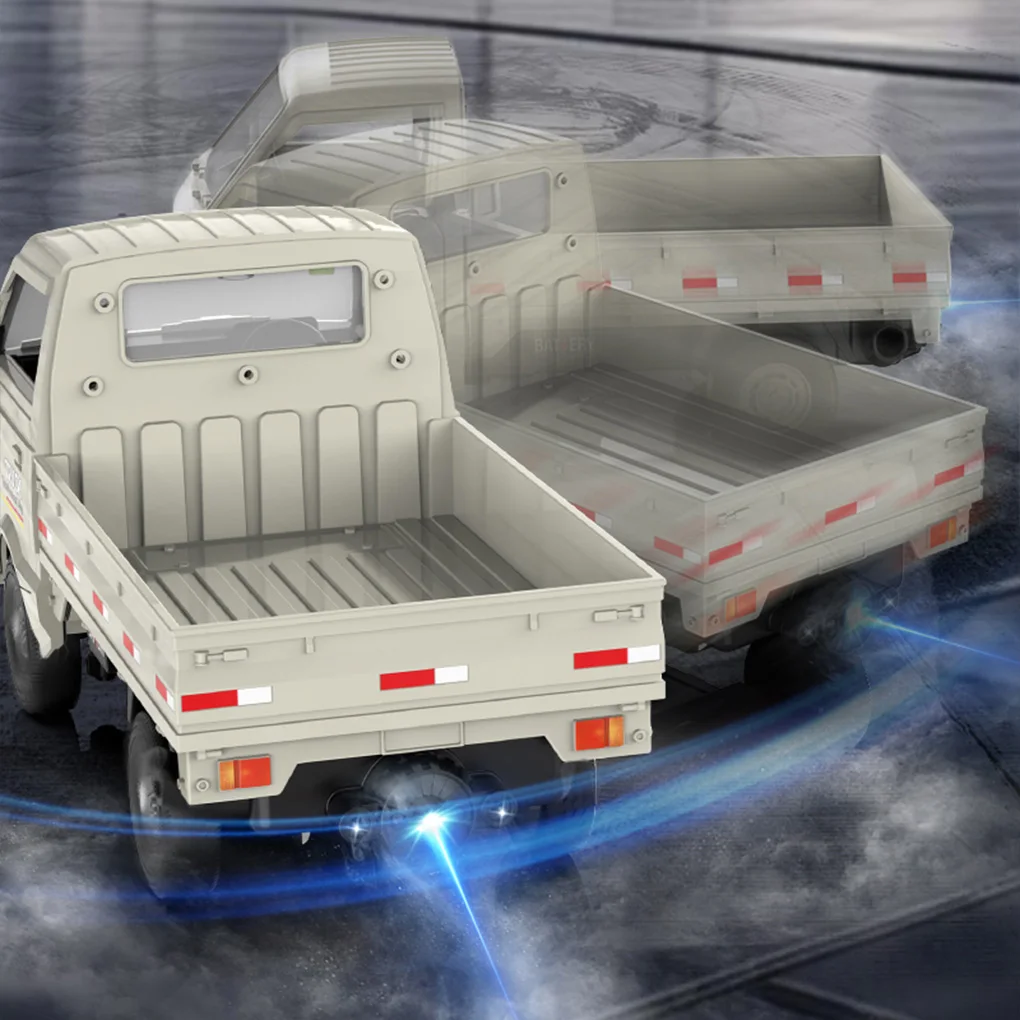 RC KF31 1/18スケールカー ミニカーゴトラック スプレーライト付き リモコン ドリフト機能搭載 車両模型 おもちゃ 子供向けギフト