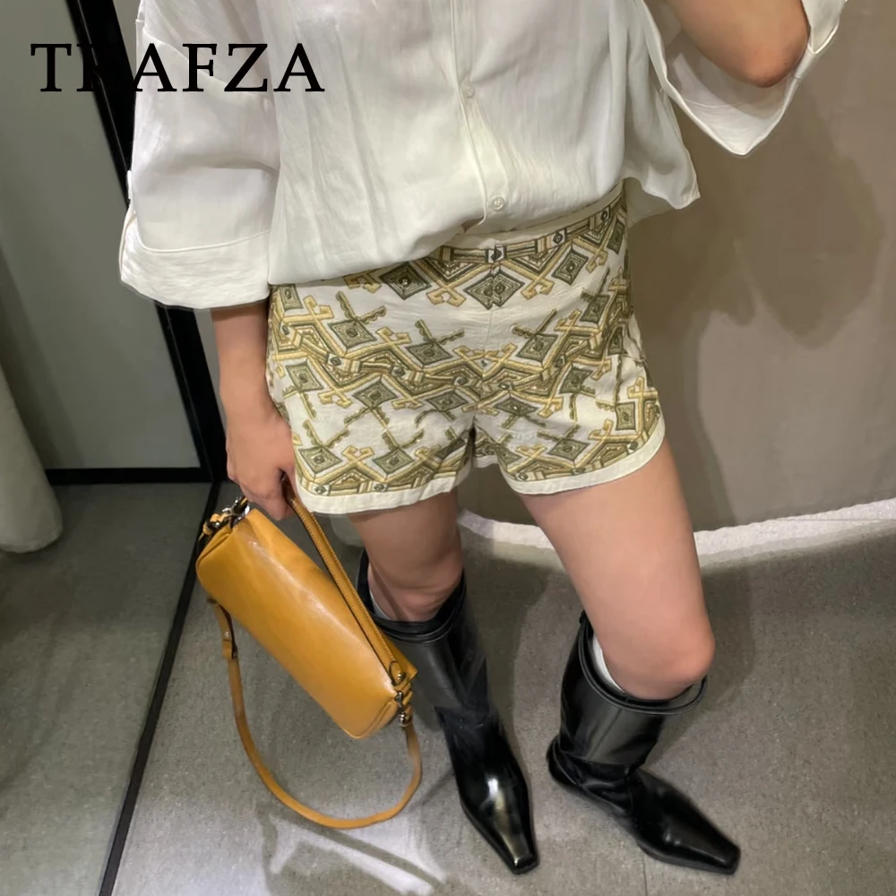 KONDALA 빈티지 여름 캐주얼 자수 여성 반바지 패션 2025 스트리트웨어 반바지 기하학적 시크 휴가 보헤미안 여성 반바지