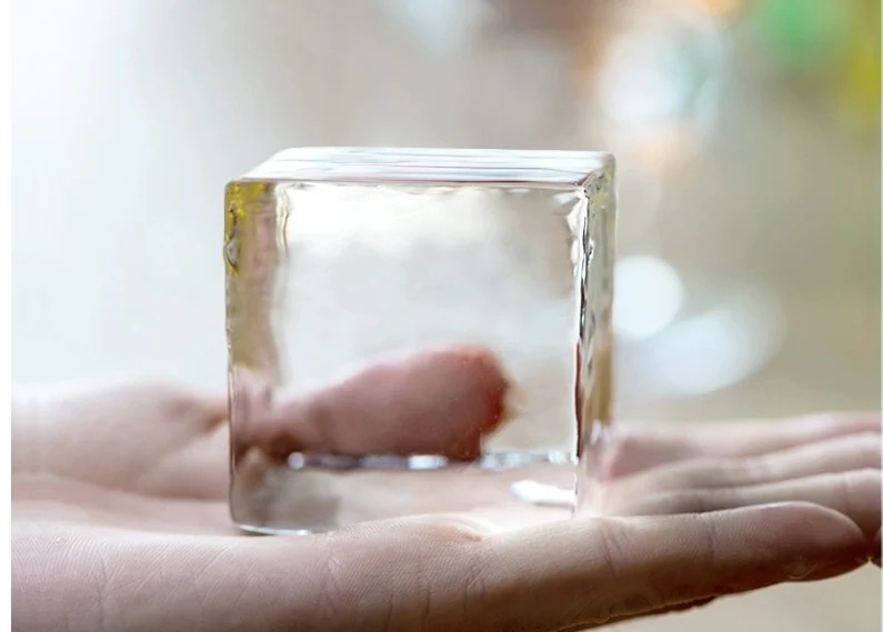 Commercial Large Cube Ice Maker (Water-Spray Ice Making) for  Drinking