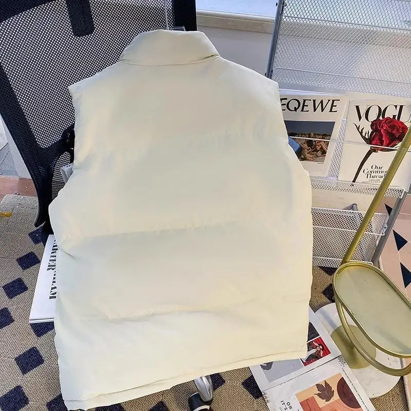 Luxury Autumn Winter Vest Men Sleeveless Waistcoat Cardigan Warm Thick Cotton-padded Jacket Loose Casual Tops Zipper Solid New