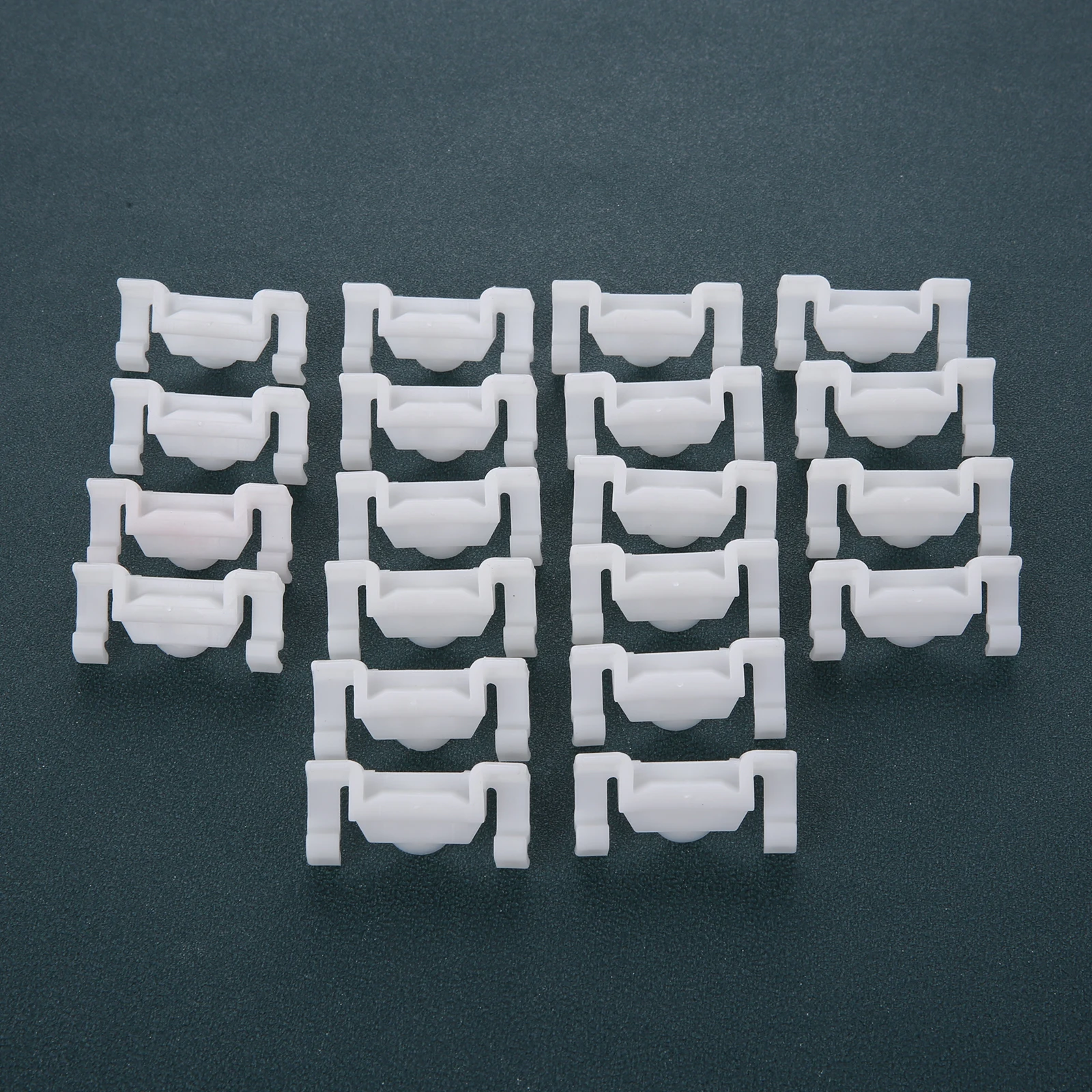 20Pcs White Nylon Rocker Clips Molding Retainer Trim 2119880578 For Mercedes Benz CLS C219 / E-Class W211 / S-Class W221