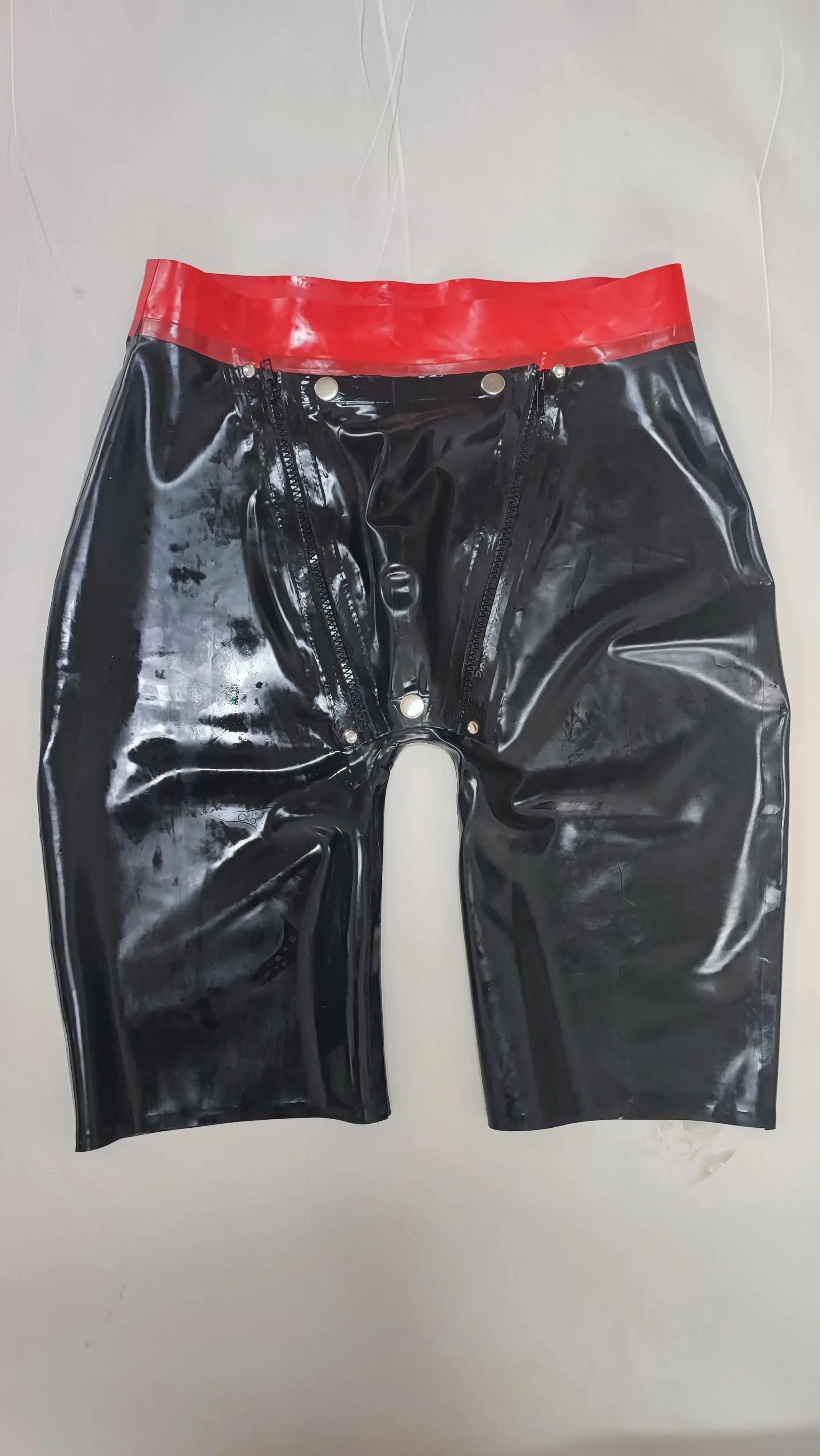 

costume party Latex Rubber Gummi Ganzanzug Crotch zipper fashionable shorts cosplay Party