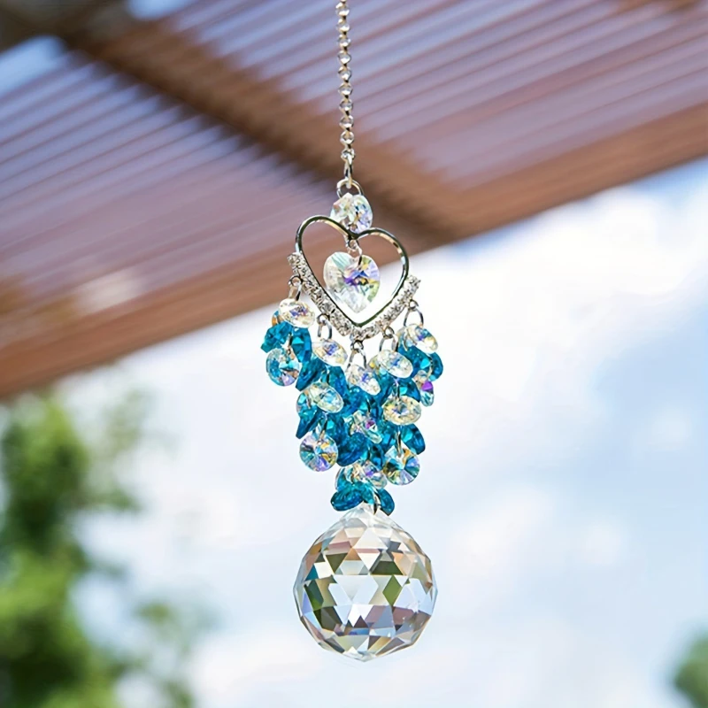 Heart-shaped crystal prism ball sun catcher, garden window sill hanging home decoration, sunlight capturing decorative pendant