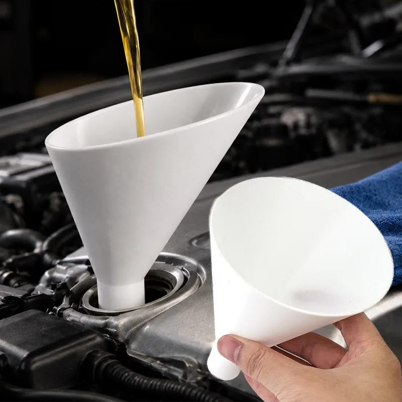 Large Mouth Offset Oil Funnel Car Fuel Transfer Pour Tool for Engine Oil Coolant Vehicle Maintenance Auto Repair Accessory