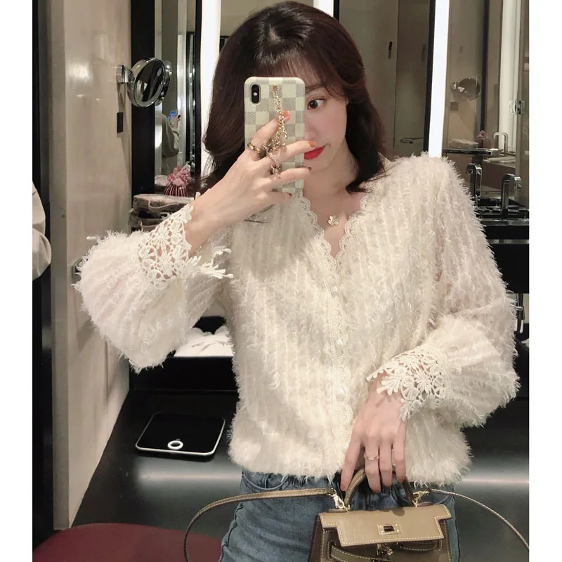 2024 Spring Women Lace Patchwork Blouse Women's  Long Sleeve V Neck Single-breasted Feather Tops Shirts White Fashion