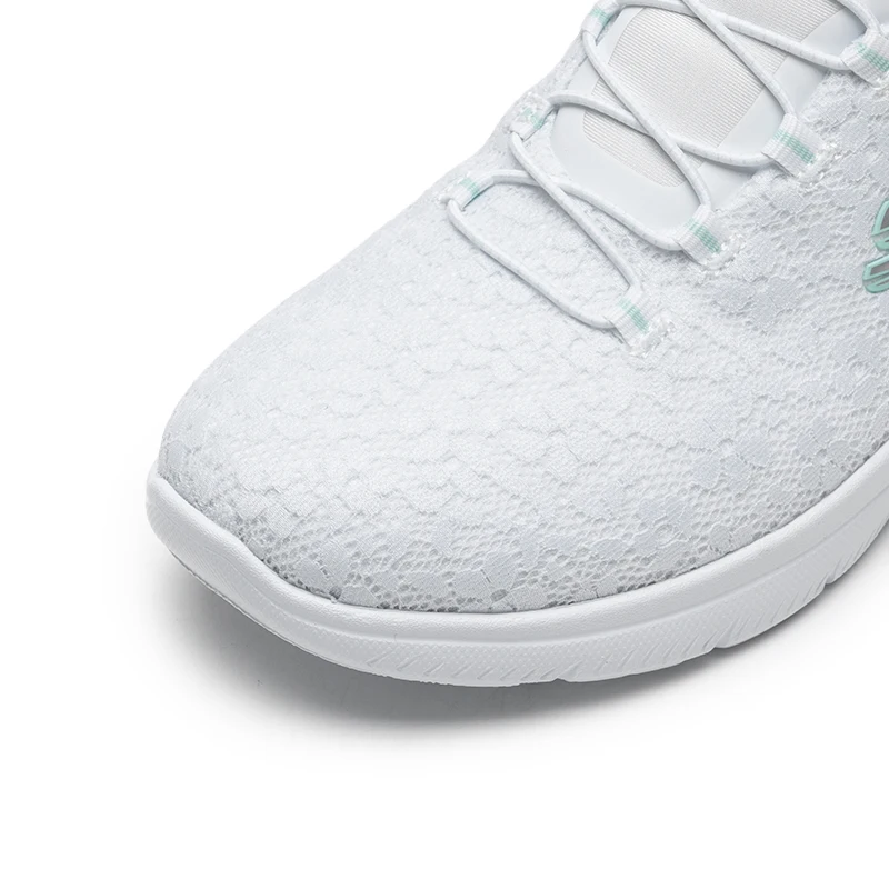 スケッチャーズ レディース カジュアルシューズ、快適、クッション性、通気性、デイリートラベルシューズ 150125-Wht