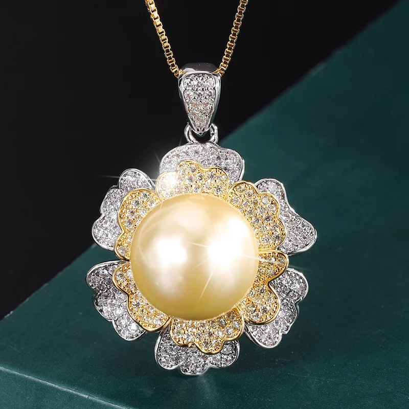 Jewelry Inlaid with Fritillaria Pearls Gold-Plated Color-Block Diamond-Encrusted Floral Women's Pendant Necklace 14mm