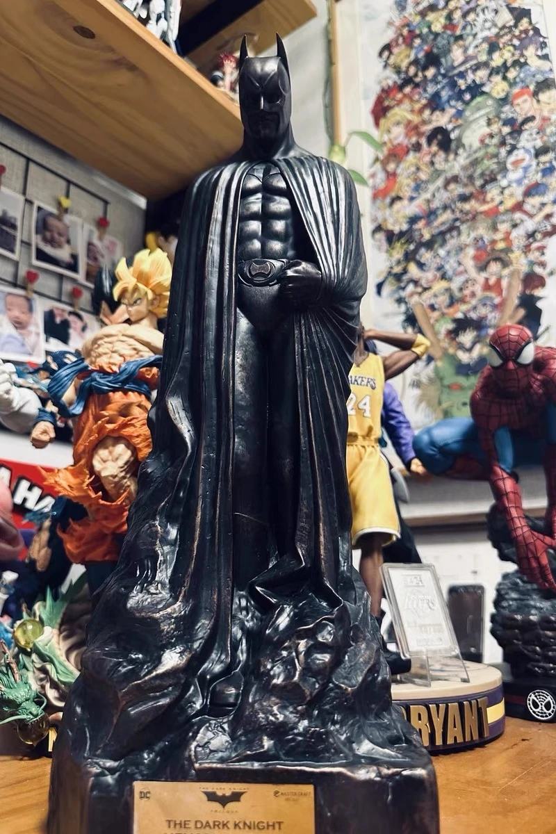 Dc Genuine Dark Knight  Batman Commemorative Statue Decoration Collection Movie Surrounding Children Toys Gifts