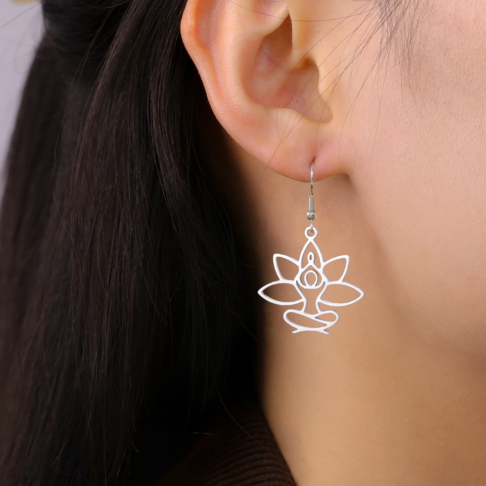 Lucktune Moksha لوتس زهرة استرخى يوغو رمز أقراط خمر الفولاذ المقاوم للصدأ Padmasana المرأة القرط البوذية مجوهرات هدية