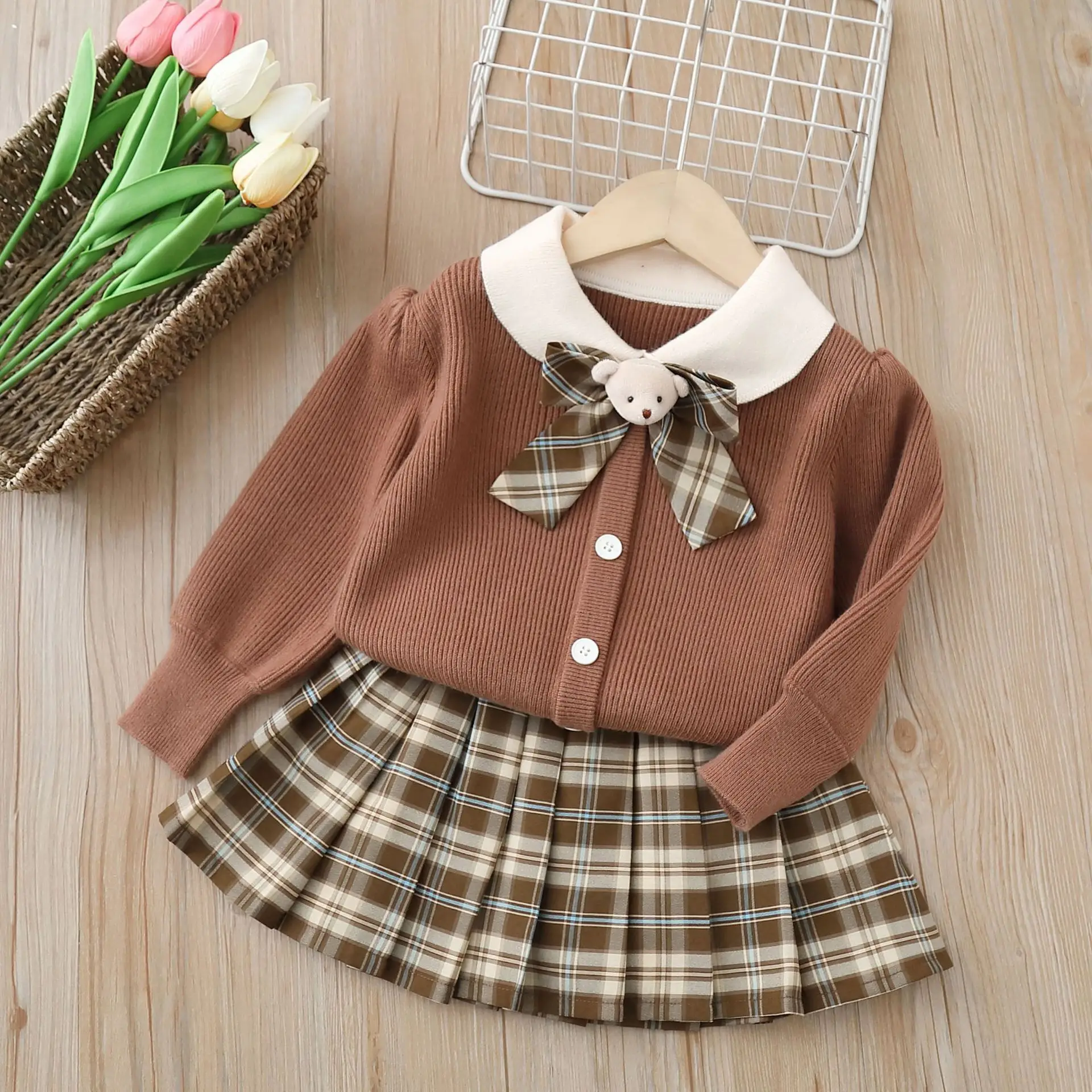 

Children's Clothing Sets Bear Bow Puffy Sleeve Top +Pleated Skirt 2pcs Sets Outfits Girls Clothes Set 2 To 6 Years Kids Boutique