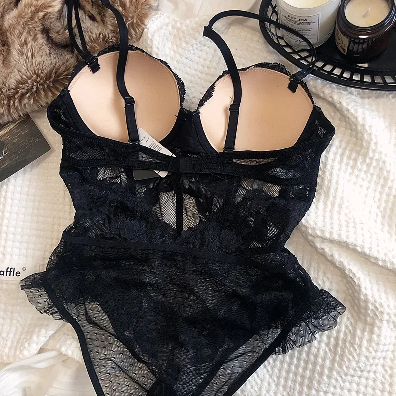 Sexy one-piece underwear set lace perspective gathered bra body sculpting with steel ring adjustment to prevent sagging bodysuit