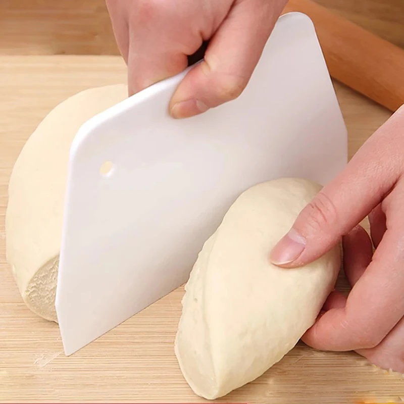 Trapezoidal Plastic Scraper for Baking Large Intestine Powder Flour Scraper Dough Cutter Kitchen Utensils Baking Spatula Tools