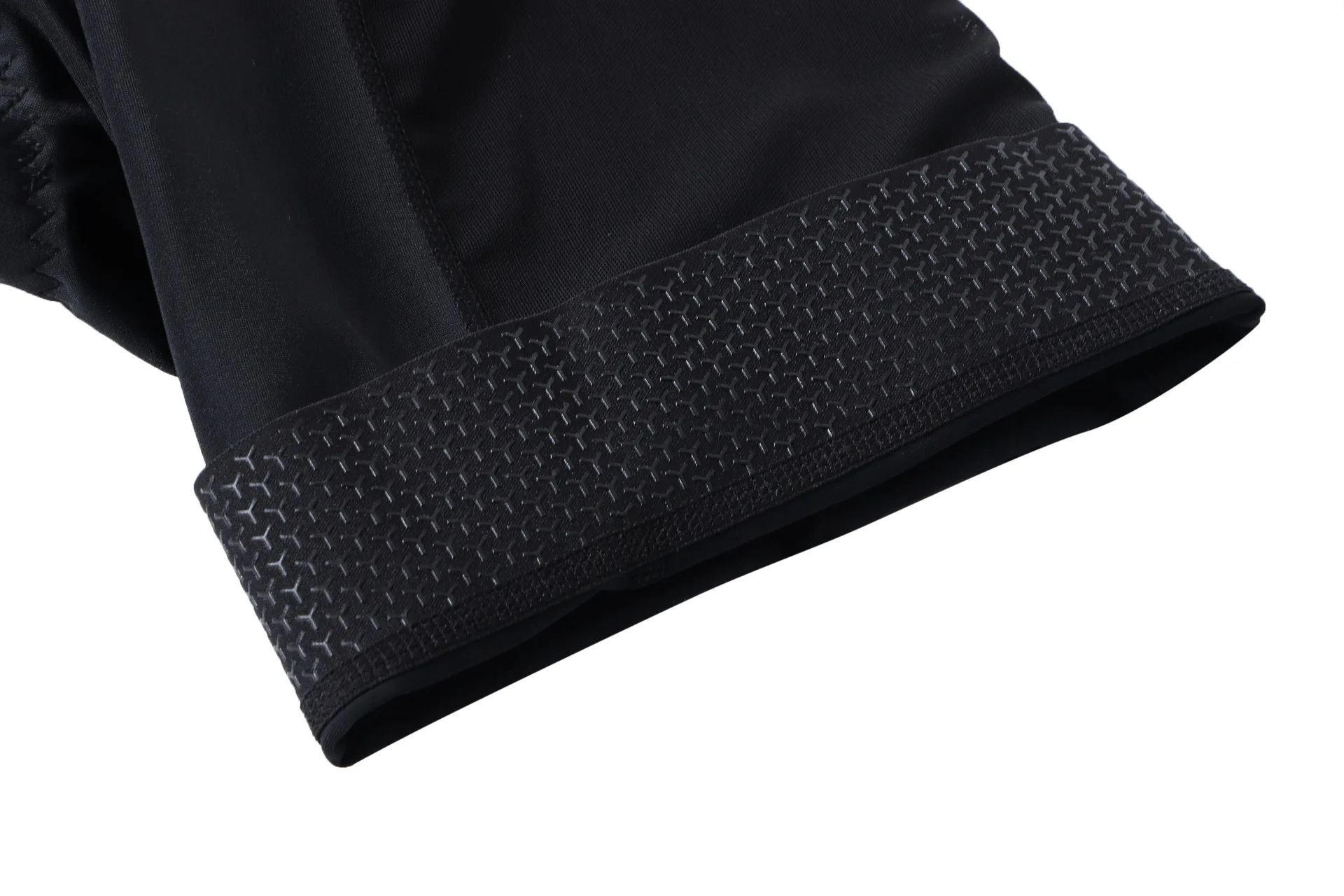 Hiserwa Herren-Radtrikot-Shorts mit 3D-Polsterung, atmungsaktive Fahrrad-Trägerhose mit Seitentasche, MTB-Radtrikot-Shorts – Detail 16