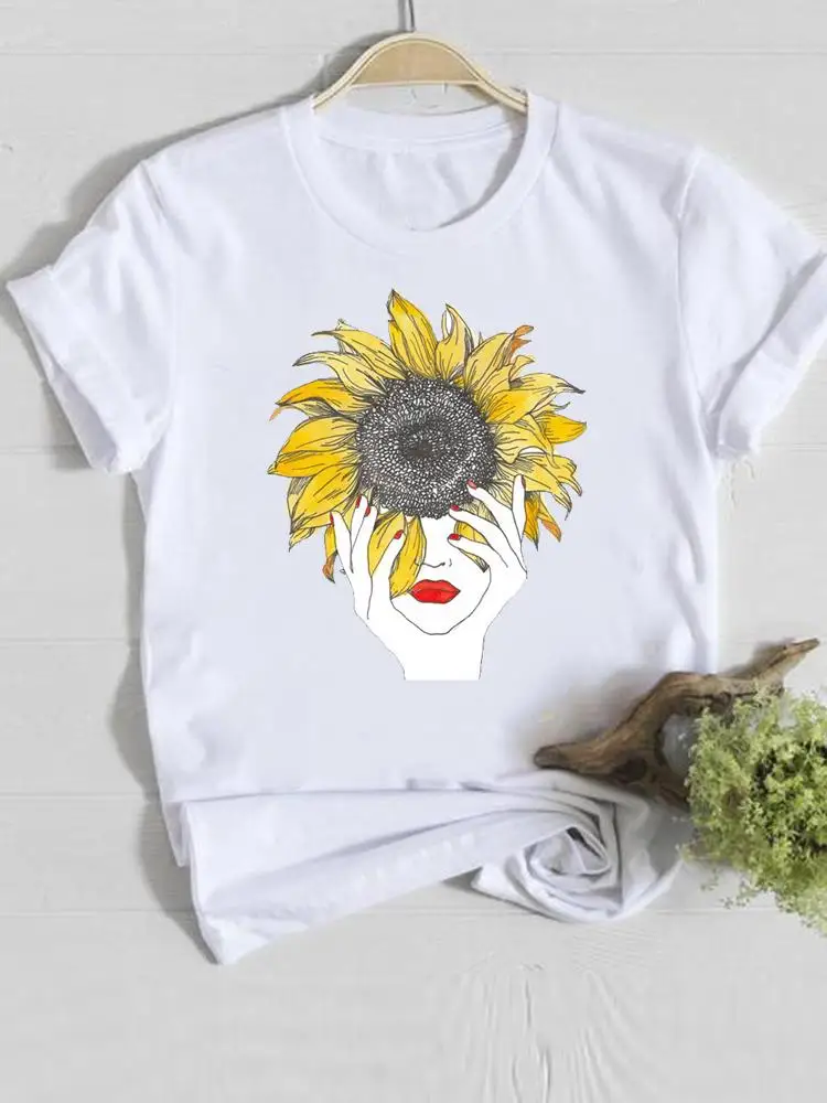 Fashion Print Female Shirt Tee Casual Women Clothes Flower Sweet Trend Lovely Floral Short Sleeve Lady Graphic T-shirt