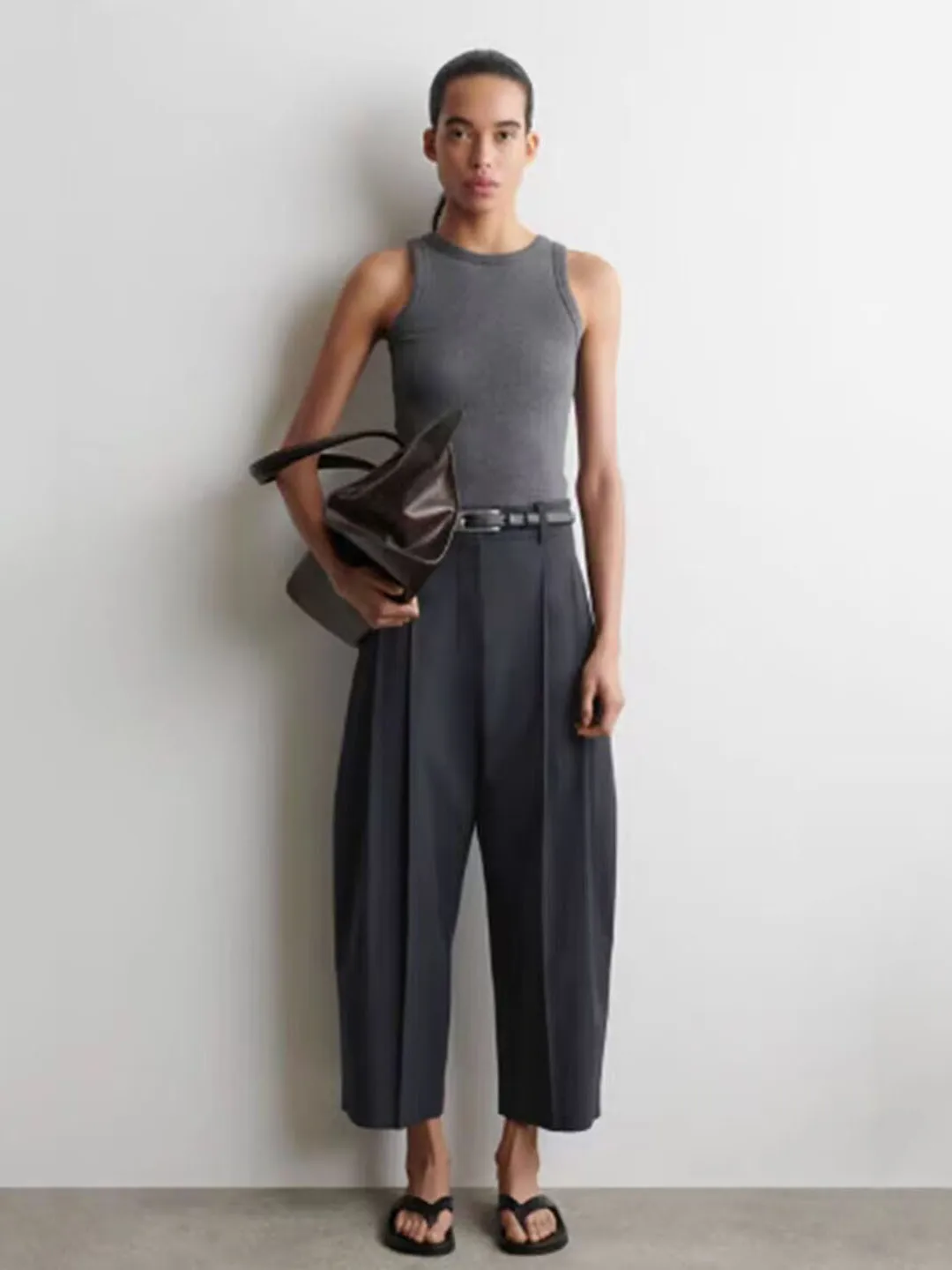 Women's Casual Loose Fit Trousers Khaki Lantern Shape Nine Points New Summer Mix Fabric Natural Waist Design Fashionable Pants