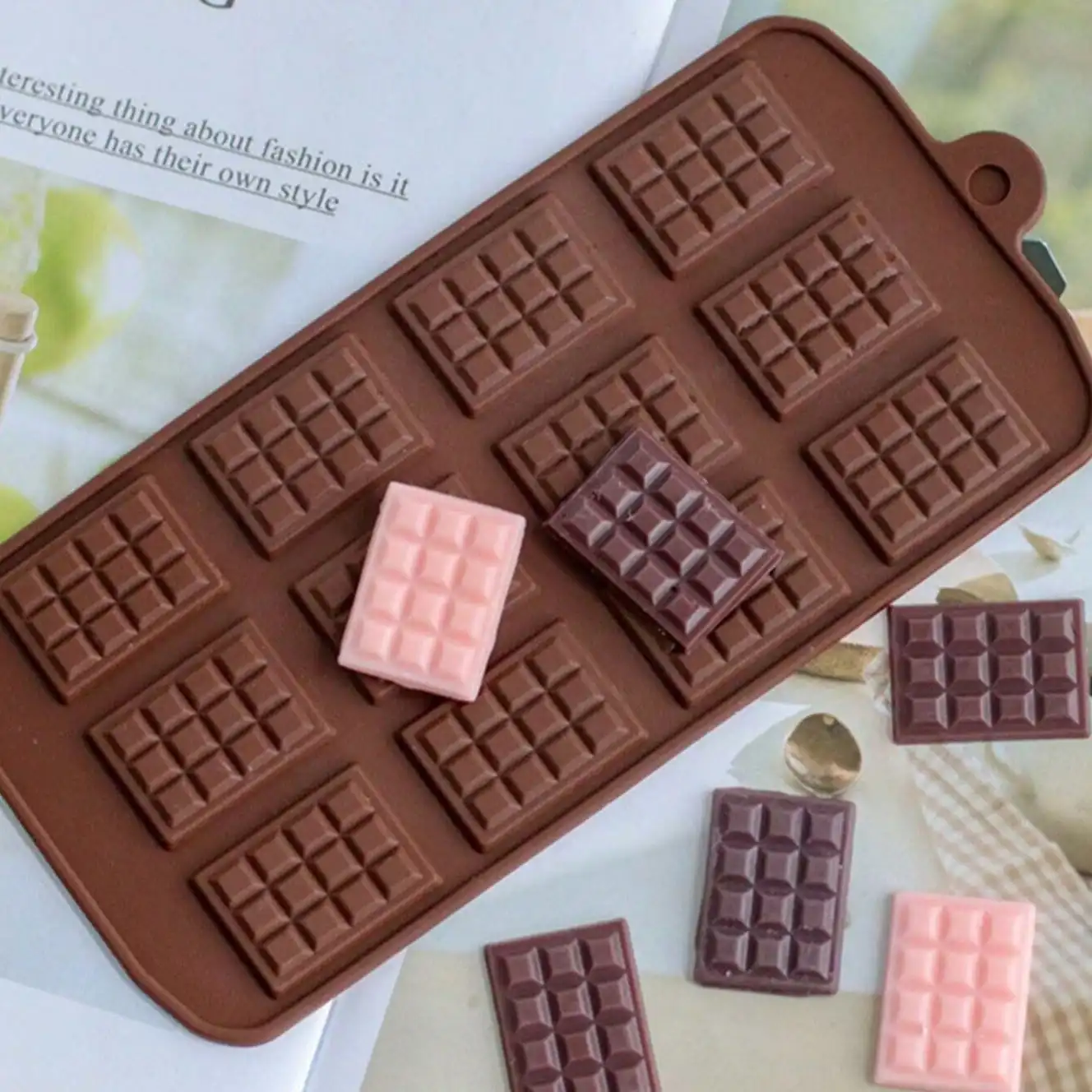 1Pcs - Waffle Silicone Chocolate Mold Mini Waffle Break Apart Chocolate Mold  Non-Stick Candy Baking Molds，Silicone Mold