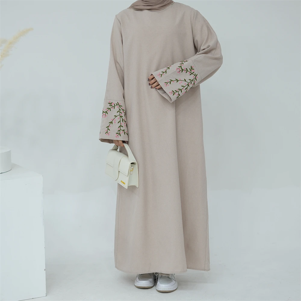 Flower Embroidery Dubai Abaya Modest Muslim Dress Women Loose Islamic Clothing Side Pockets Hijab Robe Casual Ramadan Eid