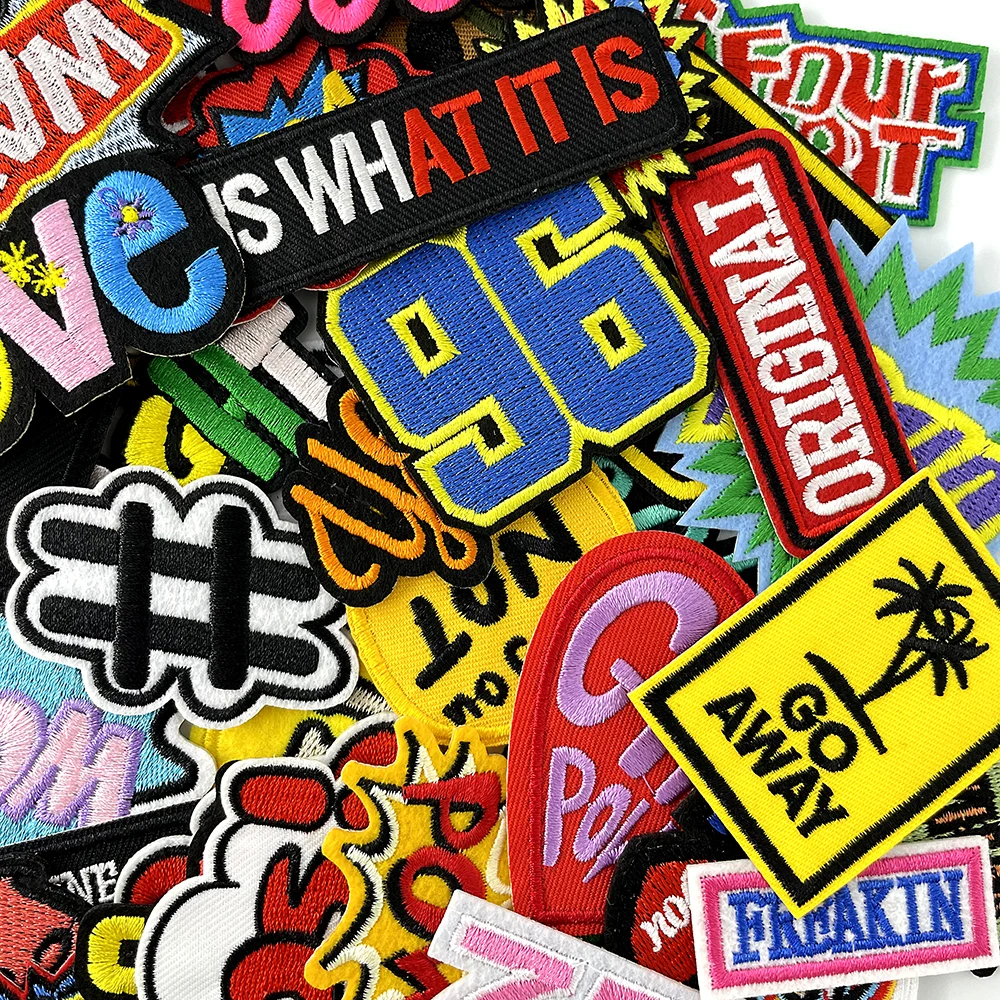 100pcs Random Mix LOVE KISS COOLPatch for Clothing Appliques Iron on Patches for Clothes Decoration Apparel Cloth Embroidery